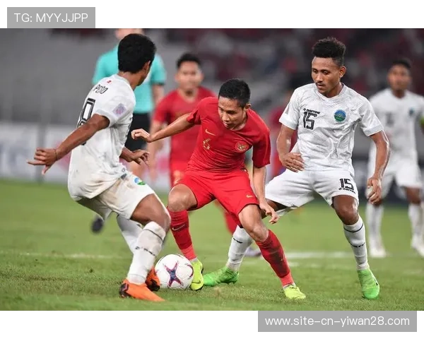 足球球星丑闻缠身引发公众热议职业形象与私生活矛盾突显